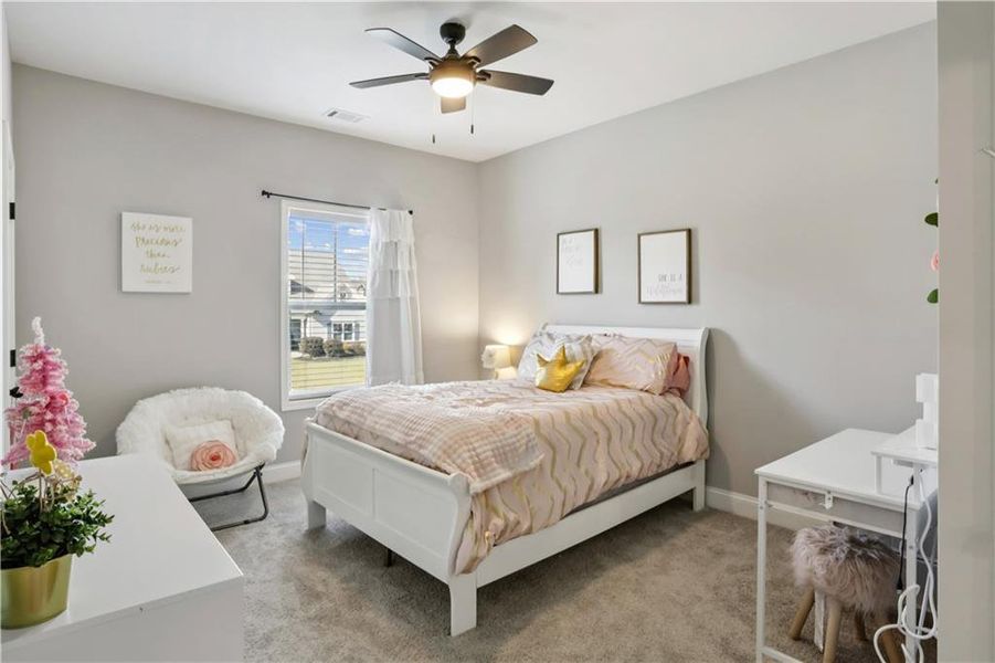 Furnished interior view inside a new home in , Jefferson (Image 33).