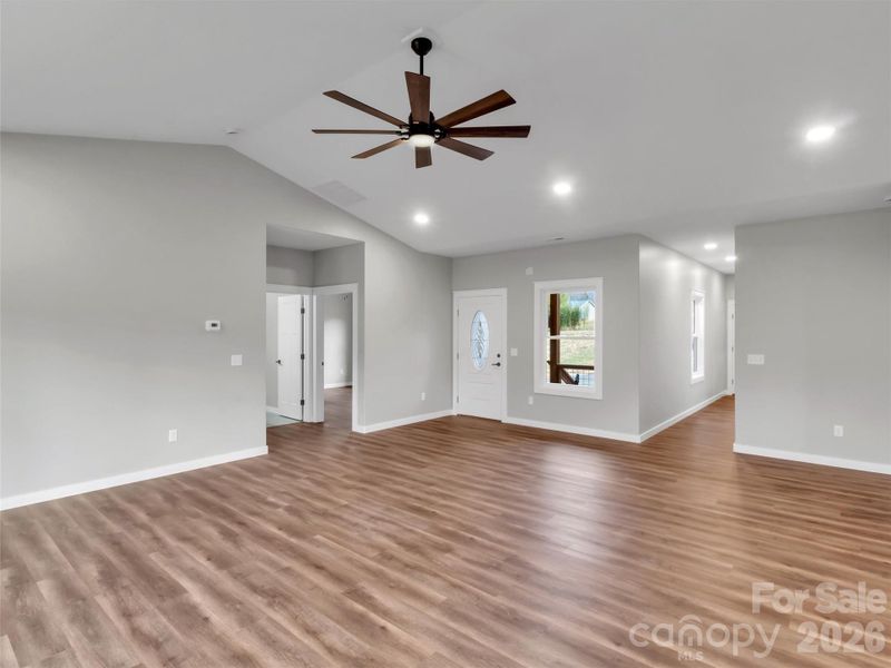 Spacious, unfurnished interior of a new home in , Clyde (Image 19).