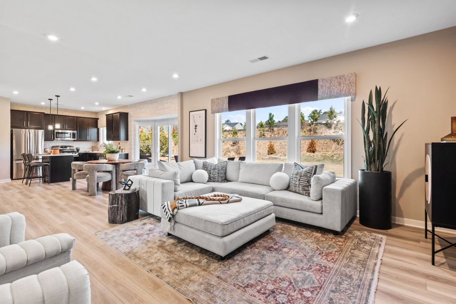 Representative furnished interior of a home built from the Greenbriar by Fischer Homes in Sage Woods, Dallas (Image 13).