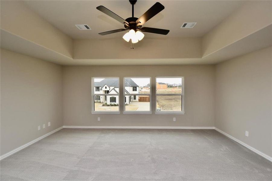 Spacious, unfurnished interior of a new home in , Prosper (Image 28).