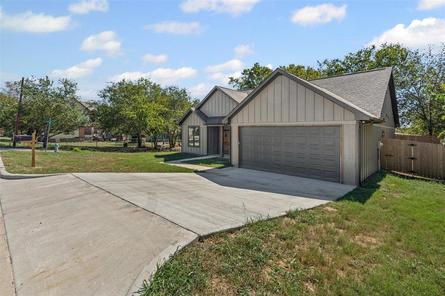 Front exterior of a new home in , Mineral Wells, TX, highlighting curb appeal (Image 2).