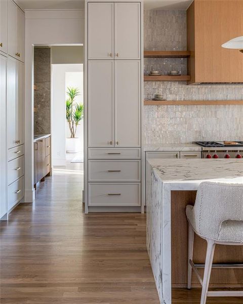 Furnished interior view inside a new home in , Dallas (Image 5).