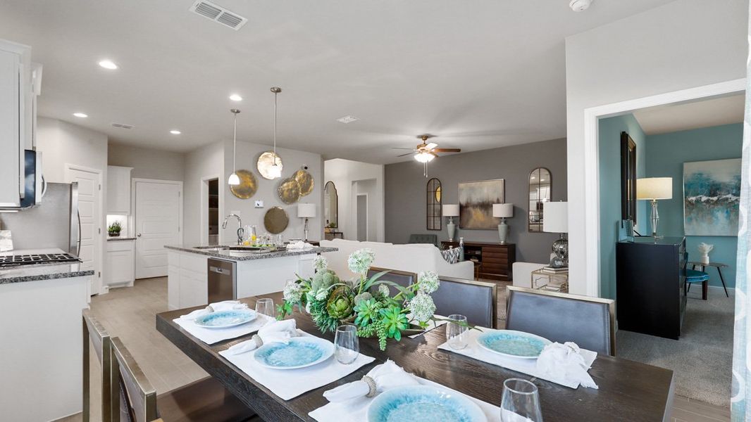Furnished interior view inside a new home in Legado, Cleburne (Image 15).