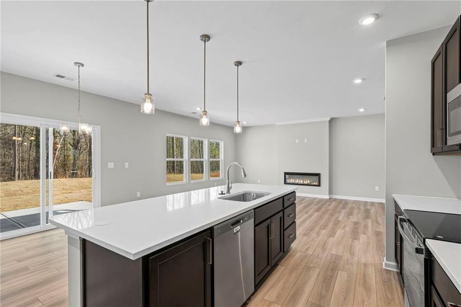 Furnished interior view inside a new home in Twin Lakes, Hoschton (Image 9).