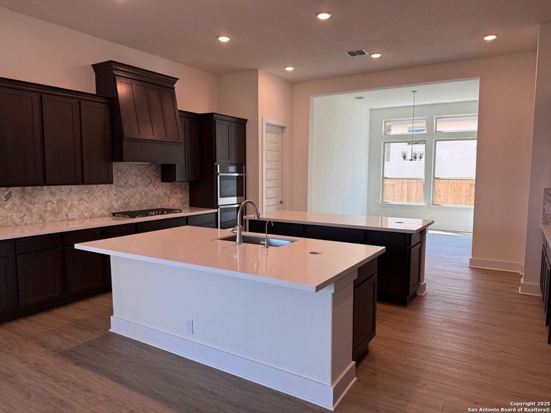 Furnished interior view inside a new home in Mesa Western, Cibolo (Image 15).