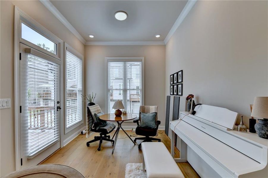 Furnished interior view inside a new home in , Alpharetta (Image 58).