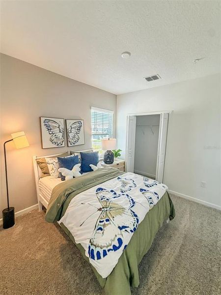 Furnished interior view inside a new home in , Orlando (Image 14).