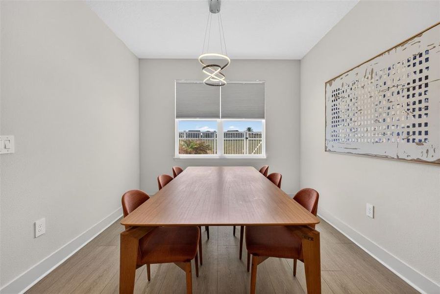 Furnished interior view inside a new home in , Winter Garden (Image 12).