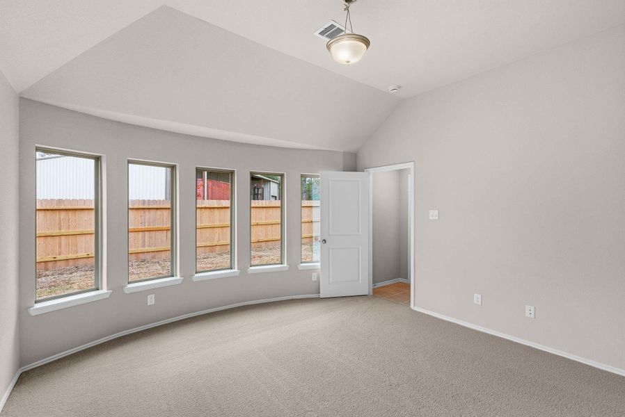 Spacious, unfurnished interior of a new home in Escondido, Magnolia (Image 17).