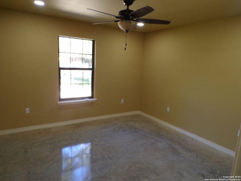 Image 9 of a home in . Image 9 of a home in .