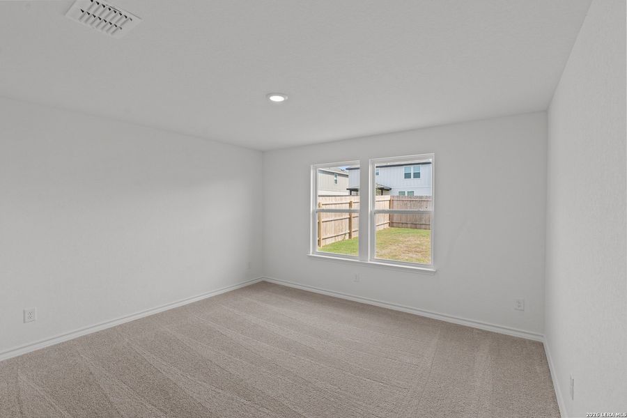 Spacious, unfurnished interior of a new home in Dove Song, Marion (Image 21).