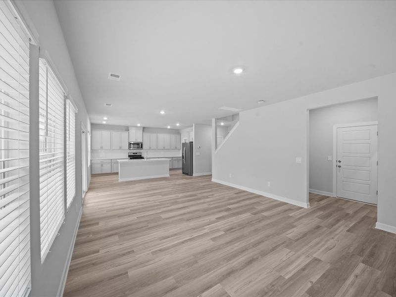 Spacious, unfurnished interior of a new home in Shiloh Valley, Piedmont (Image 12).