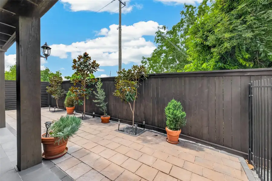Exterior details and patio area of a home in , Houston (Image 19).