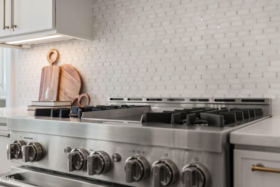 18-web-or-mls-untitled-12 (2) 18-web-or-mls-untitled-12 (2)