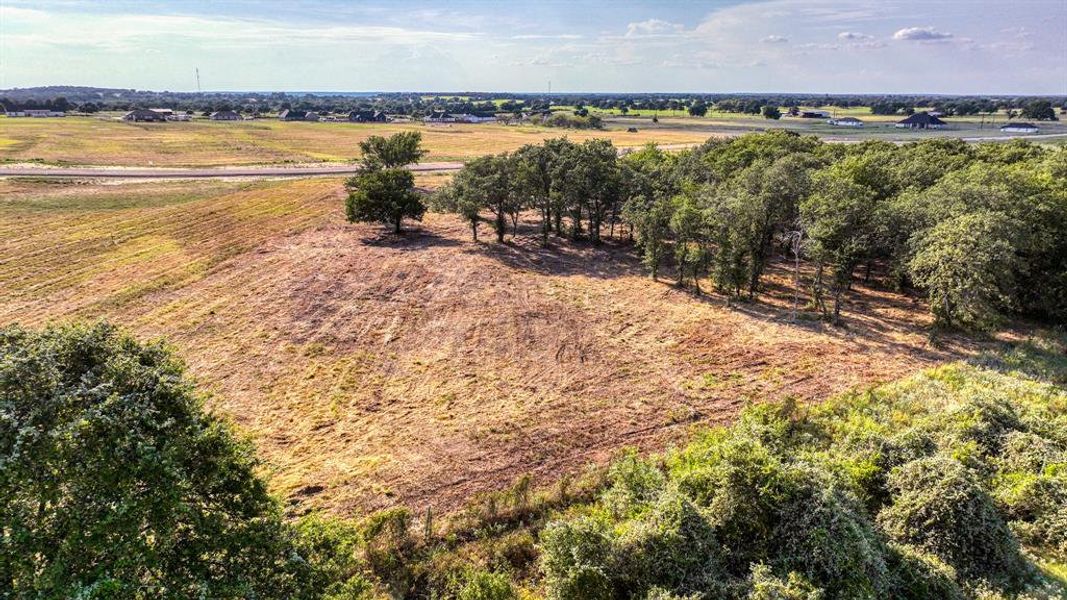 Natural landscape and outdoor views near Parallel Pastures in Poolville (Image 27).