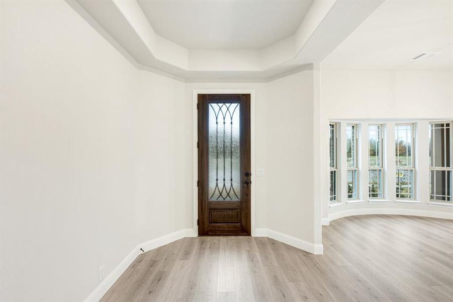 Spacious, unfurnished interior of a new home in East Oak Creek 50-55, Commerce (Image 28). Spacious, unfurnished interior of a new home in East Oak Creek 50-55, Commerce (Image 28).