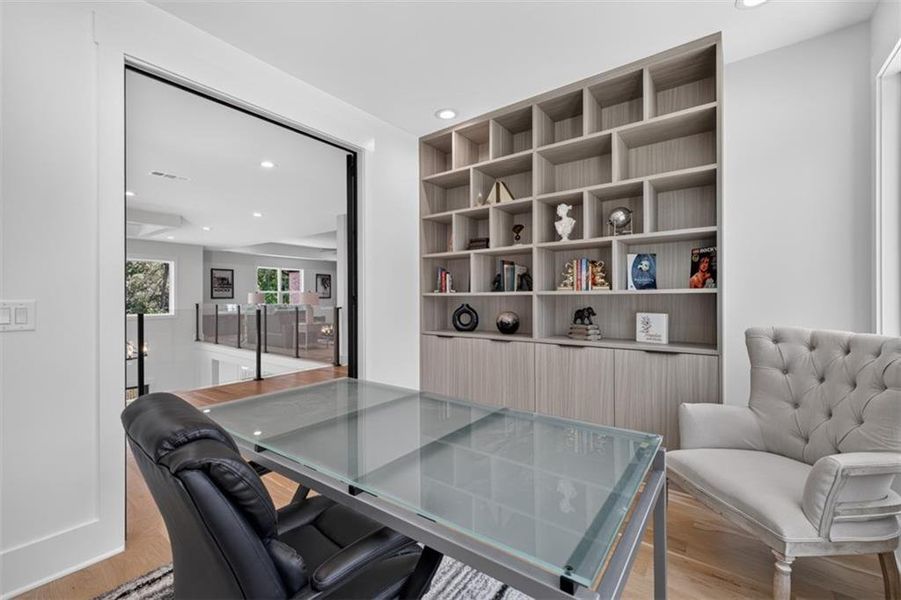 Furnished interior view inside a new home in , Buford (Image 70).