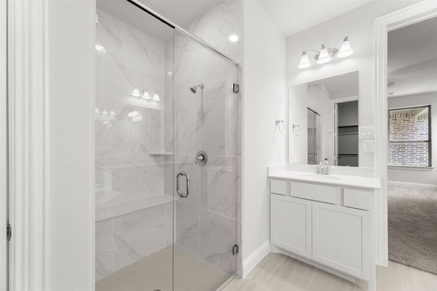 Furnished interior view inside a new home in Cambridge Crossing, Celina (Image 11).