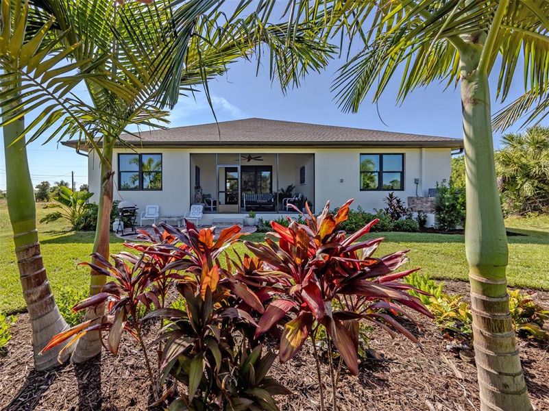 Exterior details and patio area of a home in , Rotonda West (Image 24).