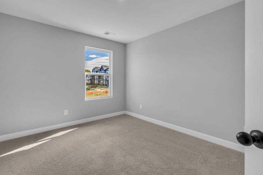 Spacious, unfurnished interior of a new home in Anderson Park, Hendersonville (Image 29). Spacious, unfurnished interior of a new home in Anderson Park, Hendersonville (Image 29).