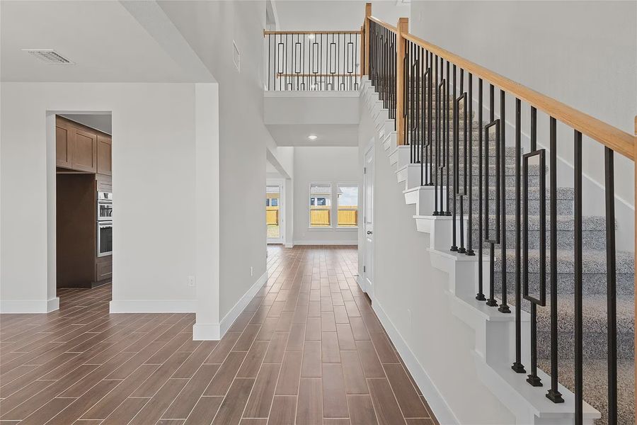 Spacious, unfurnished interior of a new home in The Grove at Blackhawk, Pflugerville (Image 19).