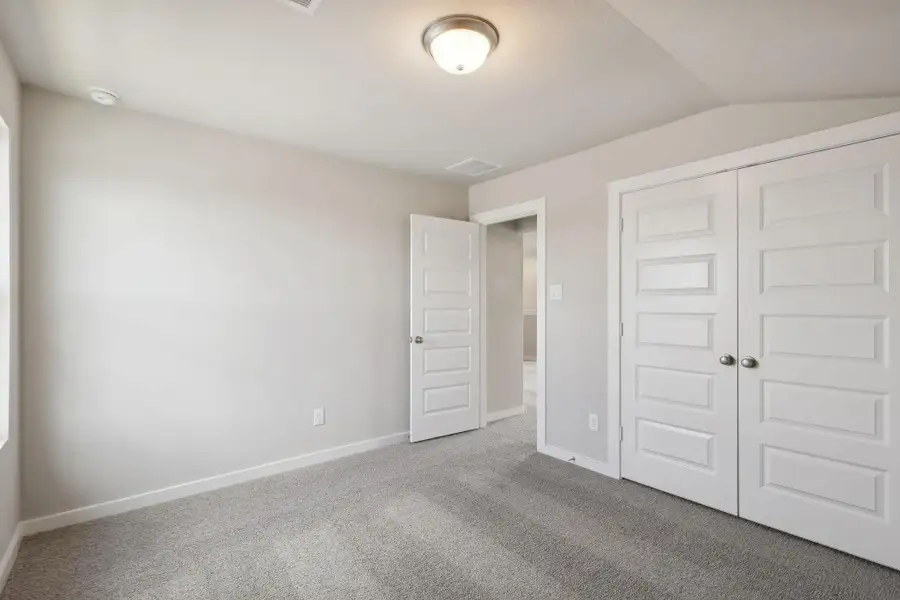 Photo is not of the actual home but is an inspirational photo of builder’s model home and may depict options, furnishings, and/or decorator features that are not included. Photo is not of the actual home but is an inspirational photo of builder’s model home and may depict options, furnishings, and/or decorator features that are not included.