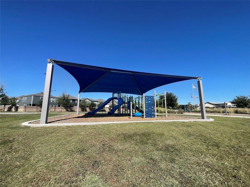 Community amenities in Spring Brook Village - Luxe Series, Houston (Image 28).