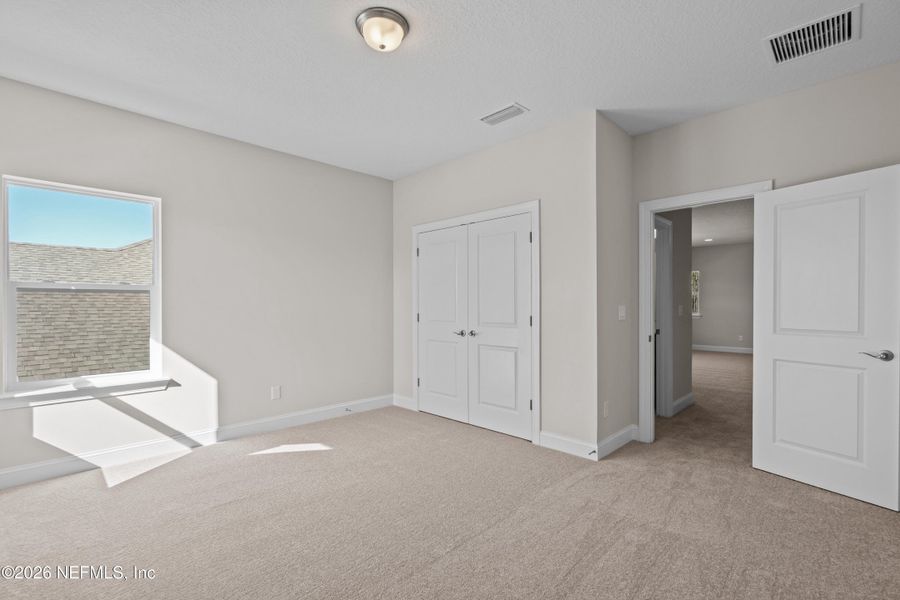 Spacious, unfurnished interior of a new home in SilverLeaf, St. Augustine (Image 41).