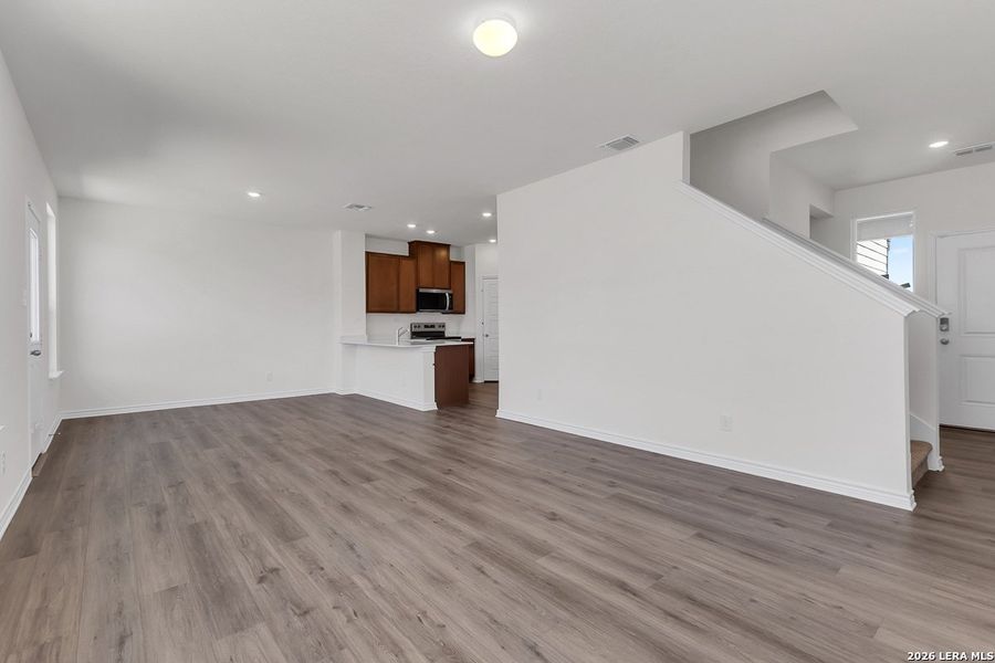 Spacious, unfurnished interior of a new home in Medina Crossing, Von Ormy (Image 12). Spacious, unfurnished interior of a new home in Medina Crossing, Von Ormy (Image 12).