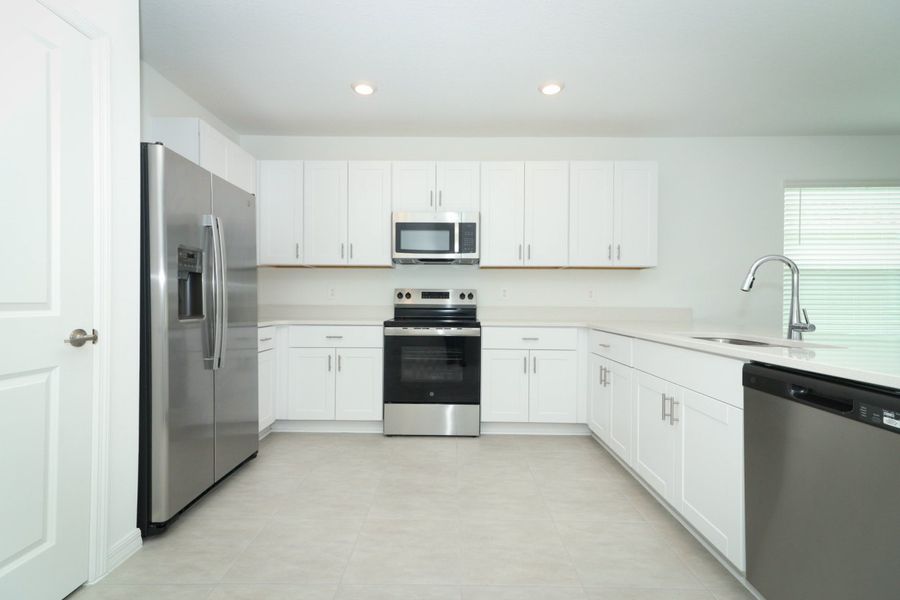 Furnished interior view inside a new home in Marion Creek, Haines City (Image 13).