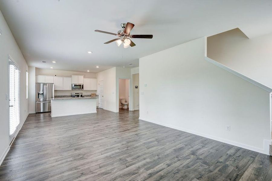 Spacious, unfurnished interior of a new home in Cedar Ridge - Locust Grove Station, Locust Grove (Image 21).