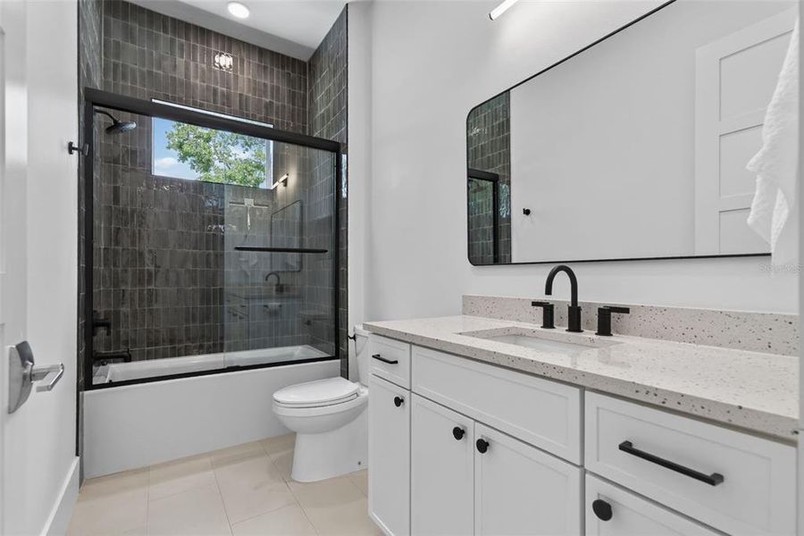 Furnished interior view inside a new home in , Sarasota (Image 9).