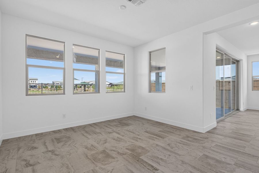 Spacious, unfurnished interior of a new home in The Grove at El Cidro, Goodyear (Image 23).