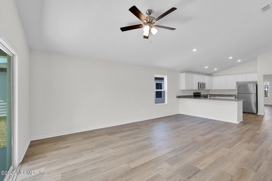 Image 20 of a home in .