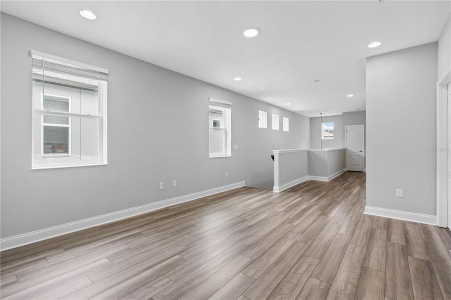 Spacious, unfurnished interior of a new home in Encore at Ovation, Winter Garden (Image 31).