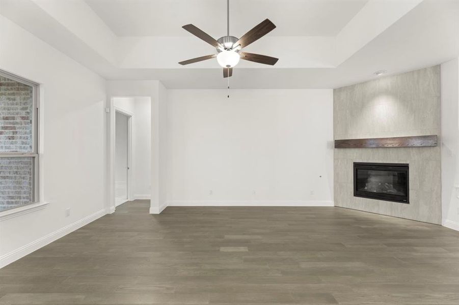 Spacious, unfurnished interior of a new home in River Ranch, Van Alstyne (Image 20). Spacious, unfurnished interior of a new home in River Ranch, Van Alstyne (Image 20).