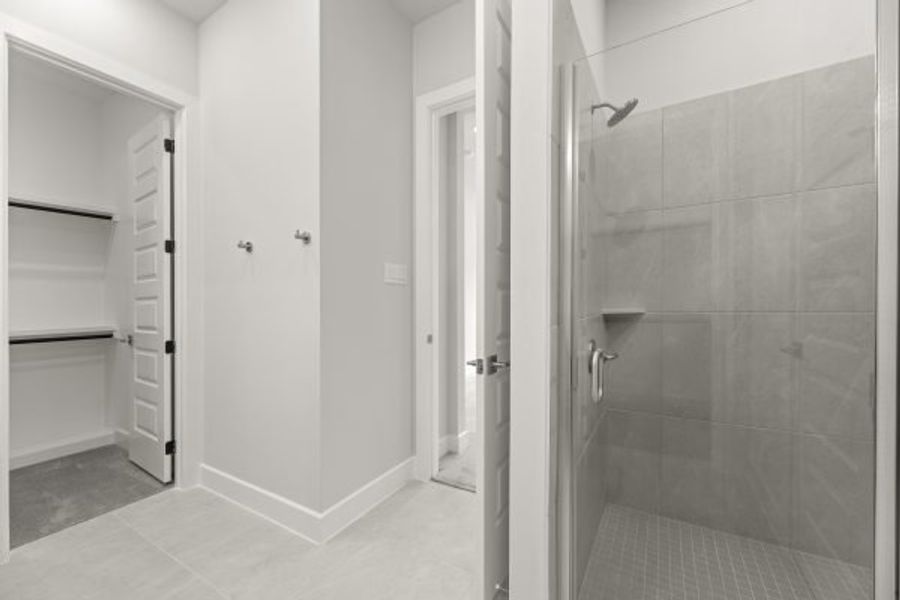 Furnished interior view inside a new home in The Highlands, Rockwall (Image 18).
