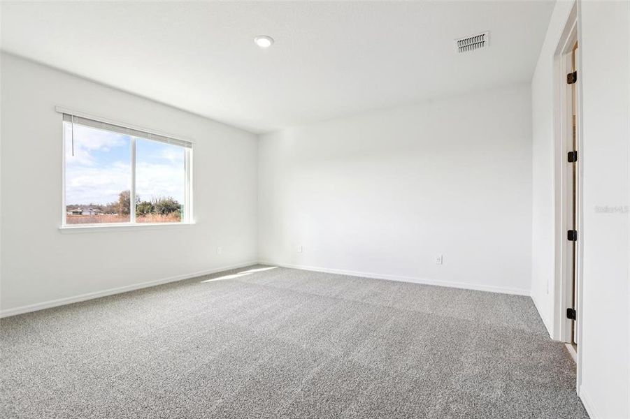 Spacious, unfurnished interior of a new home in Two Rivers - Signature Series, Zephyrhills (Image 31). Spacious, unfurnished interior of a new home in Two Rivers - Signature Series, Zephyrhills (Image 31).