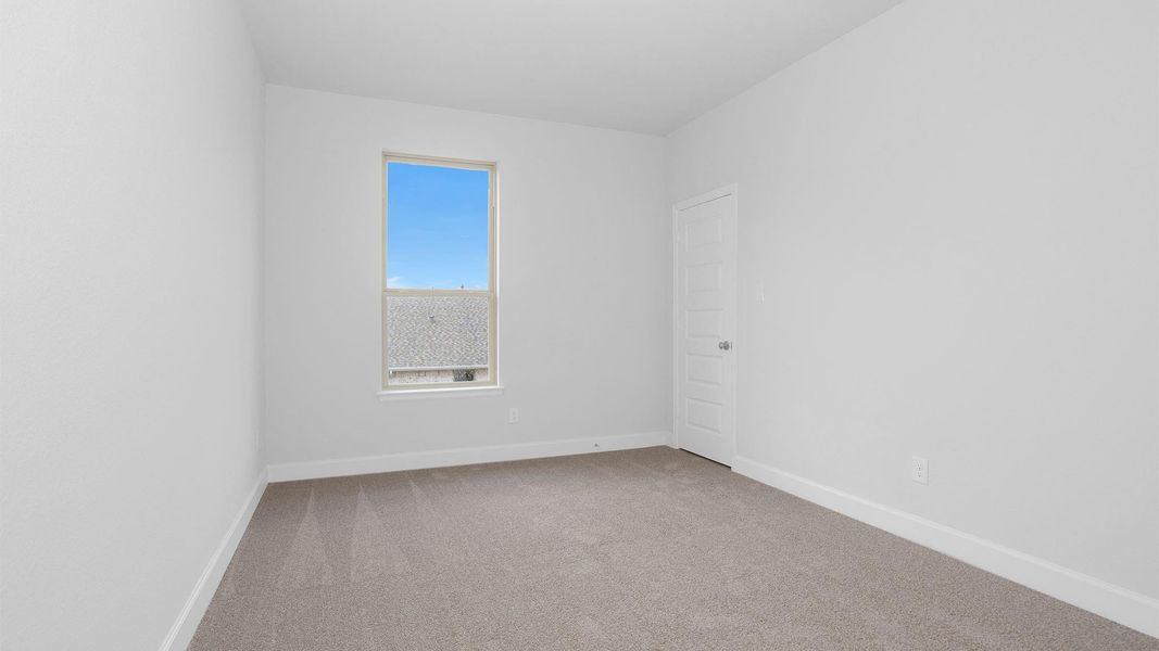Spacious, unfurnished interior of a new home in Legacy, League City (Image 11).