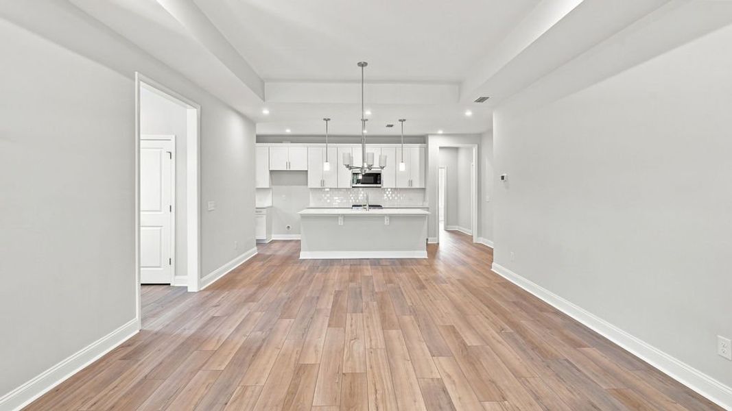 Spacious, unfurnished interior of a new home in Sun City Hilton Head, Bluffton (Image 18).