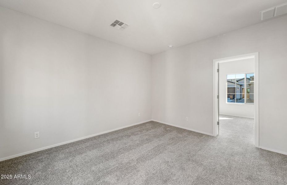 Guest Suite - Living Room