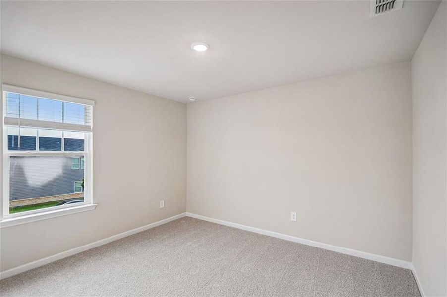 Spacious, unfurnished interior of a new home in Martin Springs - Estate Series, Lawrenceville (Image 31).