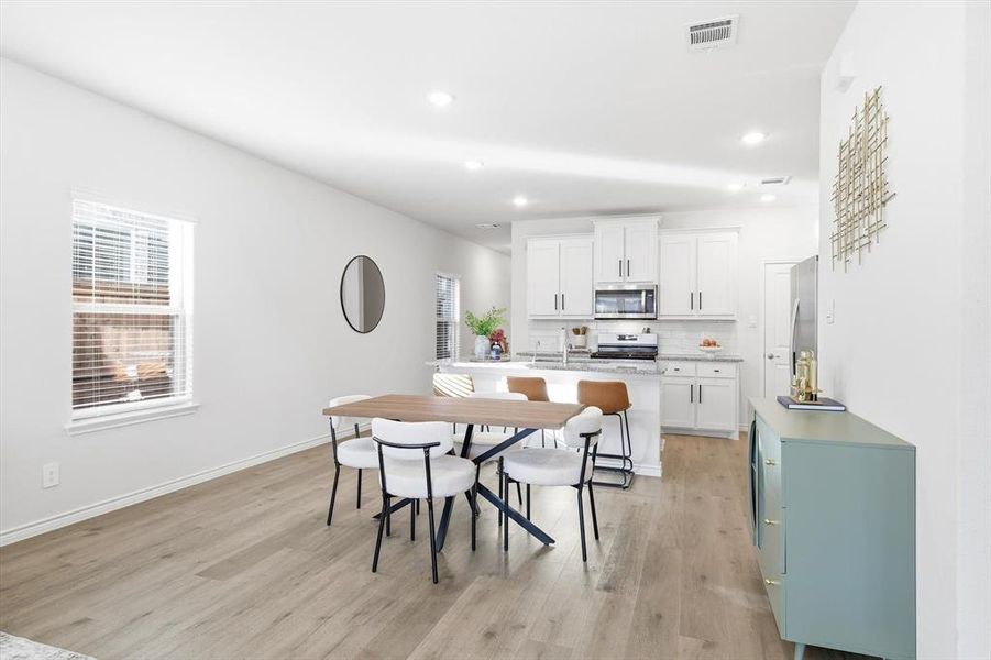 Furnished interior view inside a new home in Spiritas Ranch, Little Elm (Image 15). Furnished interior view inside a new home in Spiritas Ranch, Little Elm (Image 15).