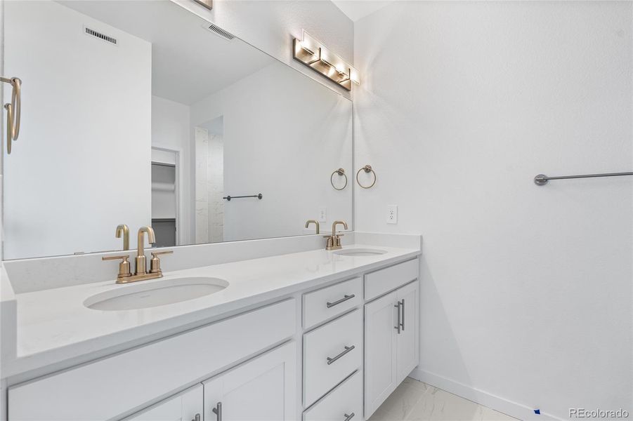 Furnished interior view inside a new home in Independence, Elizabeth (Image 8).