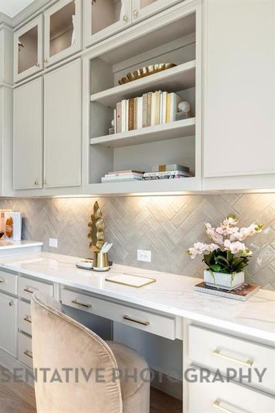 Furnished interior view inside a new home in Star Trail, Prosper (Image 10).