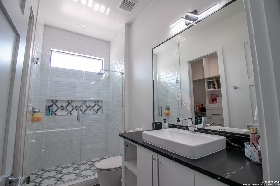 Furnished interior view inside a new home in , San Antonio (Image 40). Furnished interior view inside a new home in , San Antonio (Image 40).