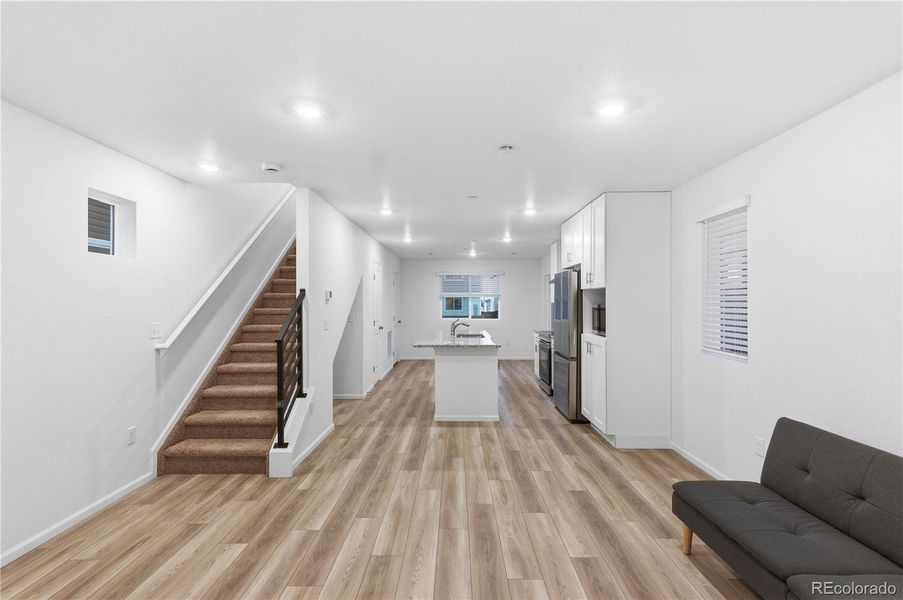 Image 23 of a home in Reunion.