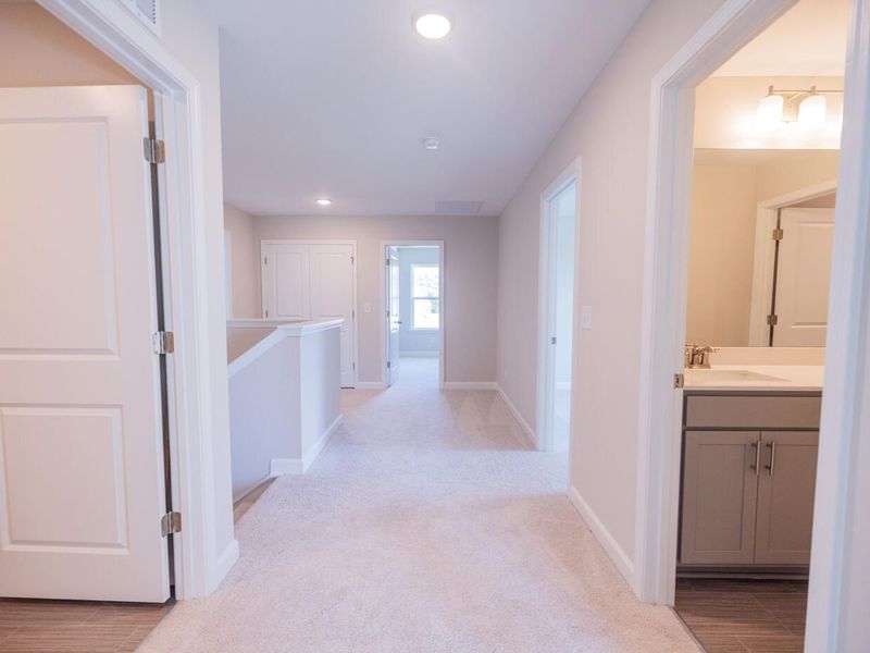 Spacious, unfurnished interior of a new home in Woodland Crossing, Zebulon (Image 16).