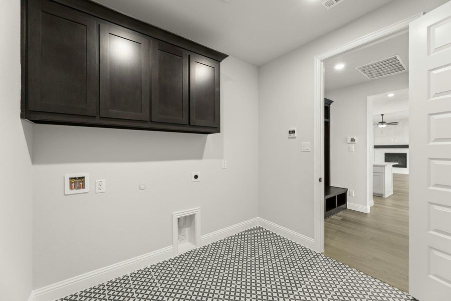 Spacious, unfurnished interior of a new home in Heritage, McLendon-Chisholm (Image 28). Spacious, unfurnished interior of a new home in Heritage, McLendon-Chisholm (Image 28).