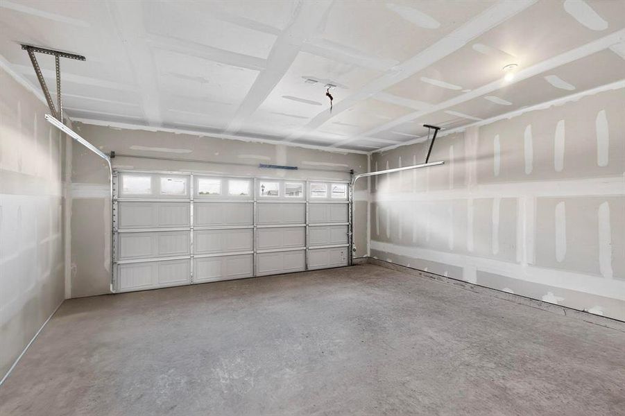 Image 28 of a home in Meadow Park. Image 28 of a home in Meadow Park.